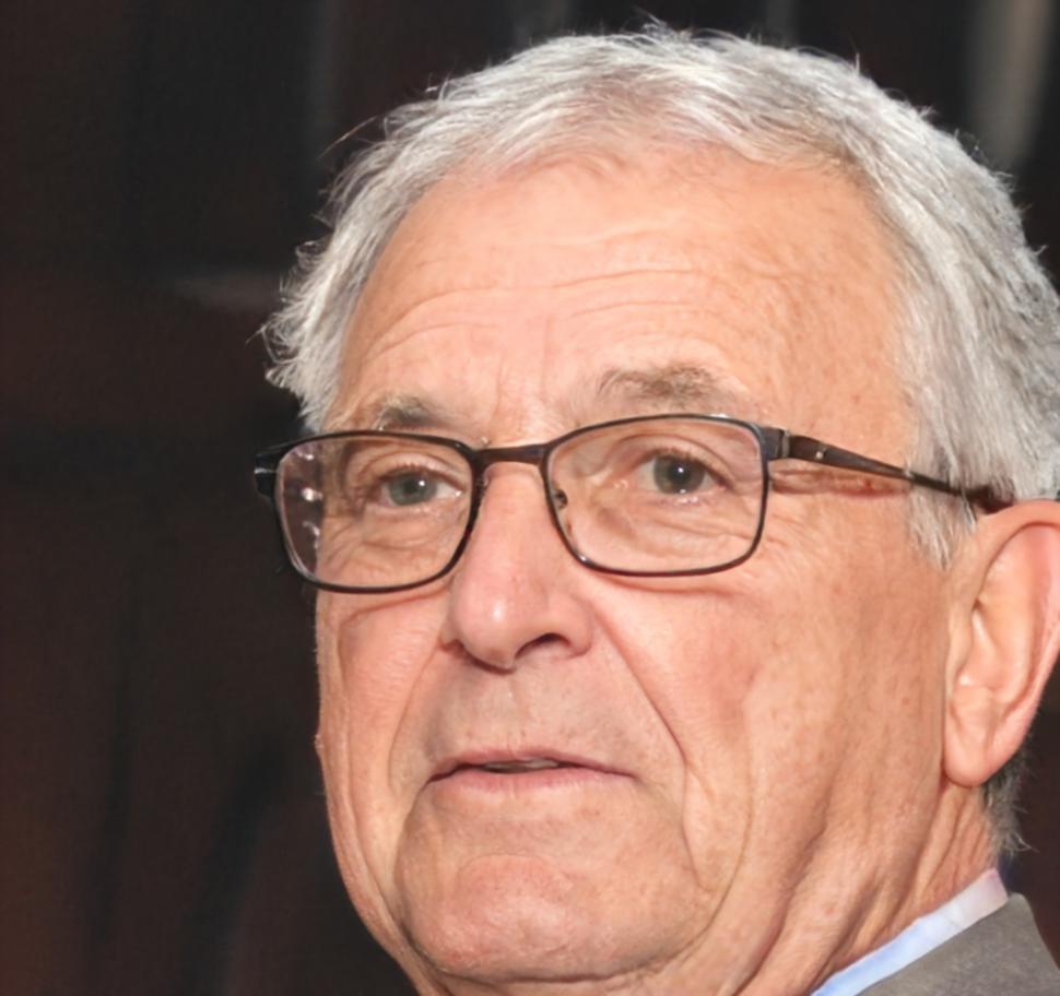 Director General Alejandro Mendoza
